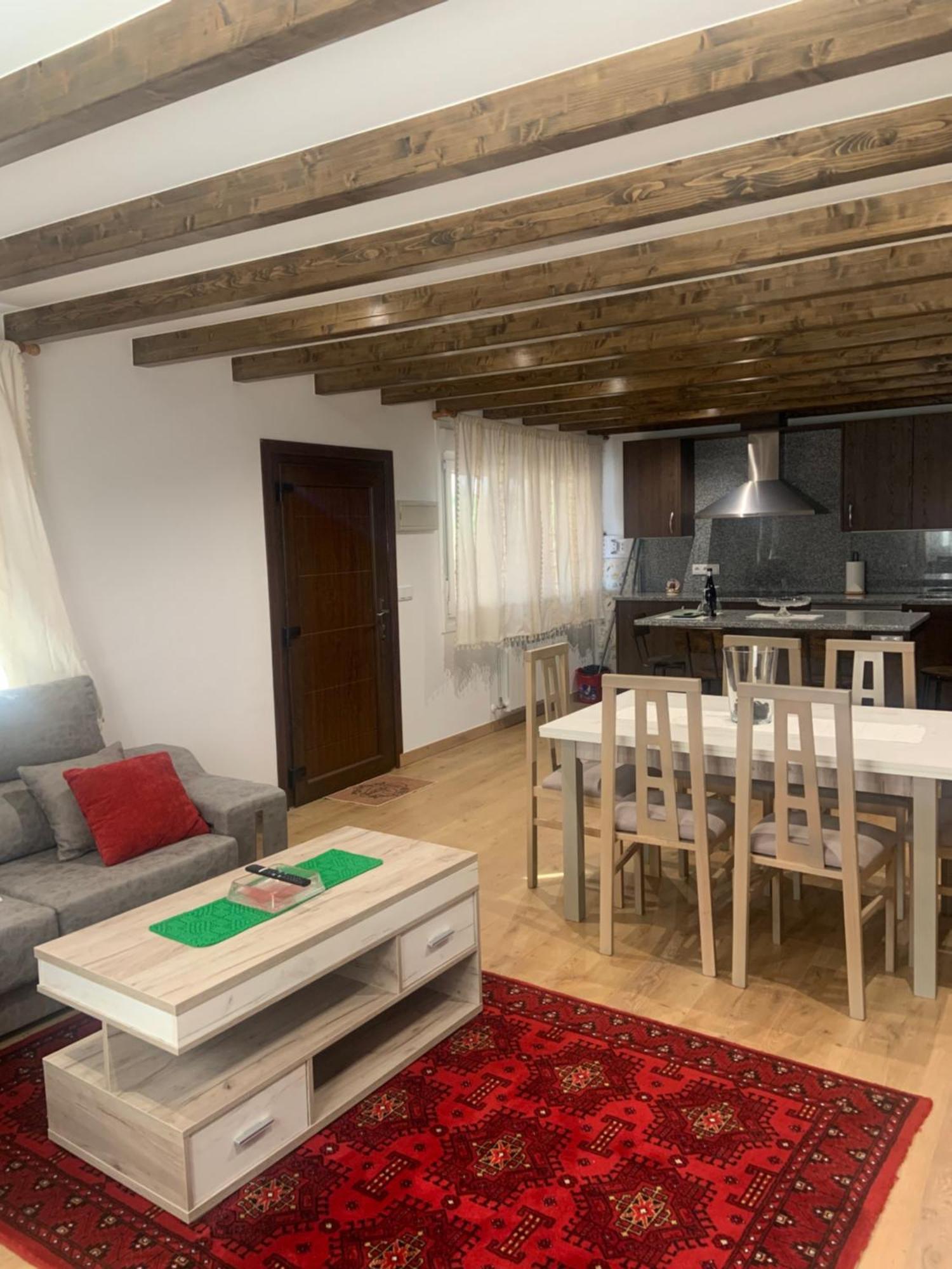 Casa Do Feligres E Da Alsira Villa Nogueira de Abaixo Kültér fotó